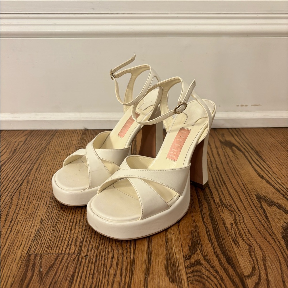 Piferi Miranda White Platform Sandal Heels